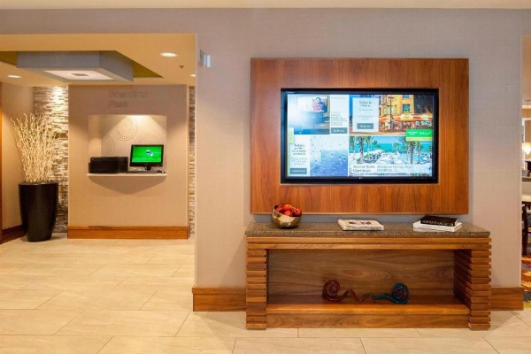 Courtyard by Marriott Ithaca Airport/University image 12
