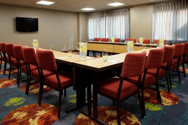 Courtyard by Marriott Ithaca Airport/University image 20