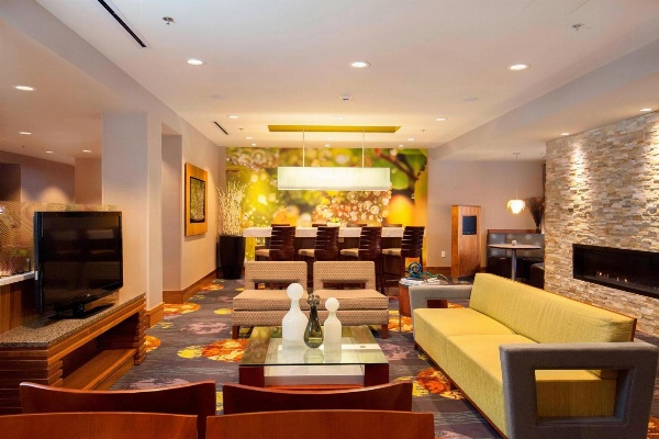 Courtyard by Marriott Ithaca Airport/University image 3
